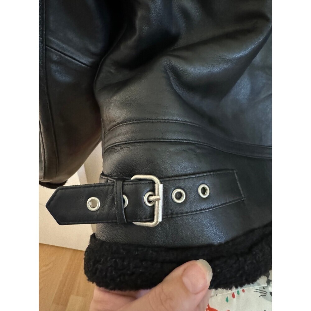Leather Jacket - Picture 7 of 9